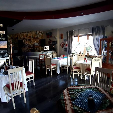 Hotel Villa Stone Dream Bar Restaurant Udenisht Buitenkant foto