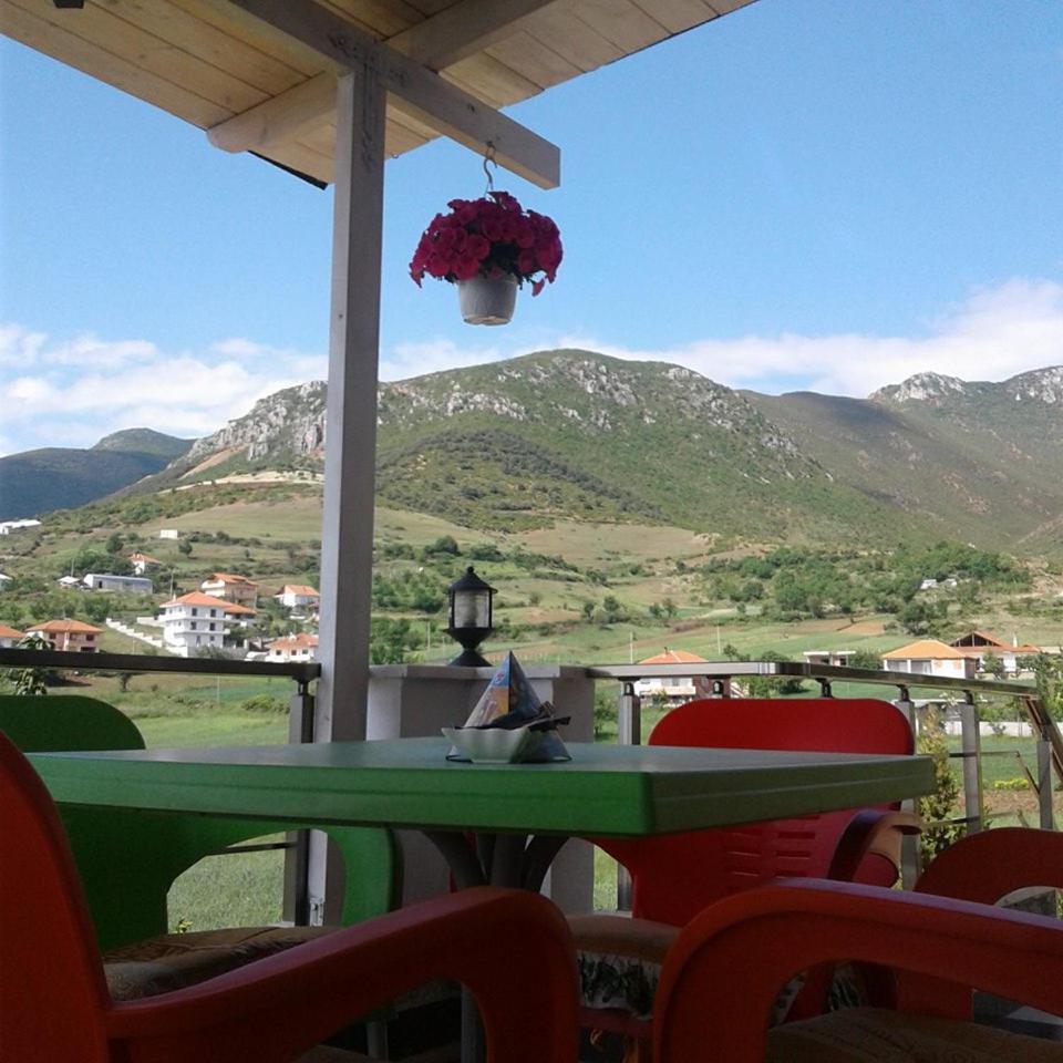 Hotel Villa Stone Dream Bar Restaurant Udenisht Buitenkant foto
